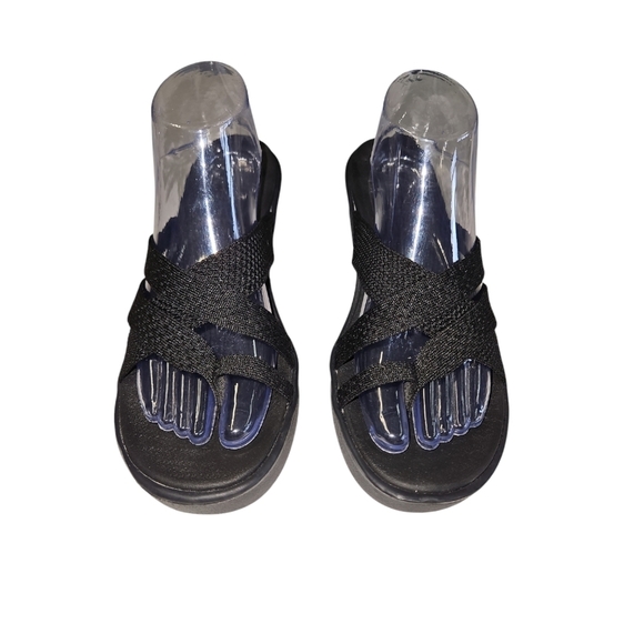 Skechers Women's Rumble On-Heat Maze Black Wedge Sandal 11 - Picture 1 of 9